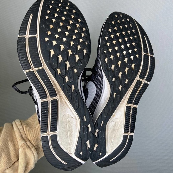 Nike | Air Zoom‎ Pegasus 35 Woman’s Shoes 8.5 - Picture 4 of 5